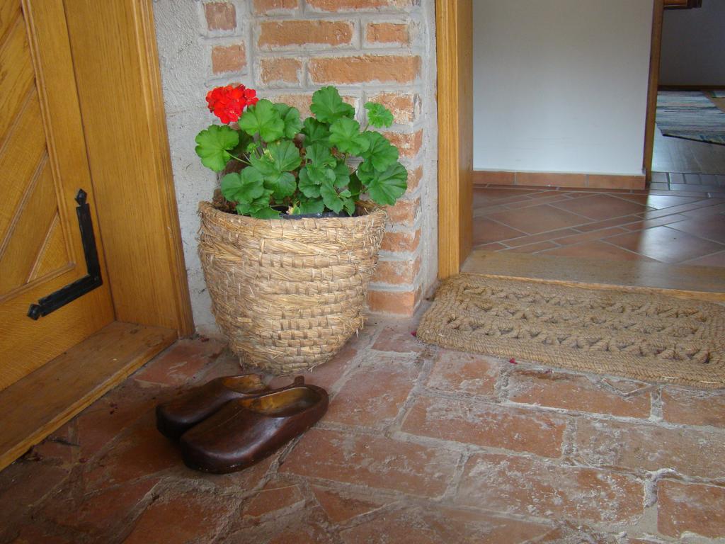 Country House Tunjina Kuca Stara Kapela Pension Pavlovci Buitenkant foto
