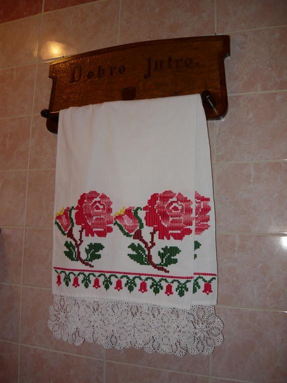 Country House Tunjina Kuca Stara Kapela Pension Pavlovci Buitenkant foto