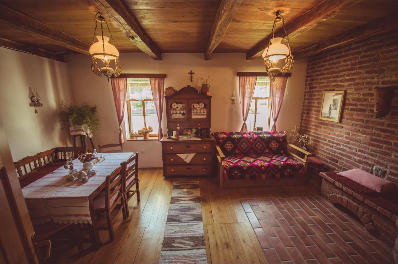 Country House Tunjina Kuca Stara Kapela Pension Pavlovci Buitenkant foto