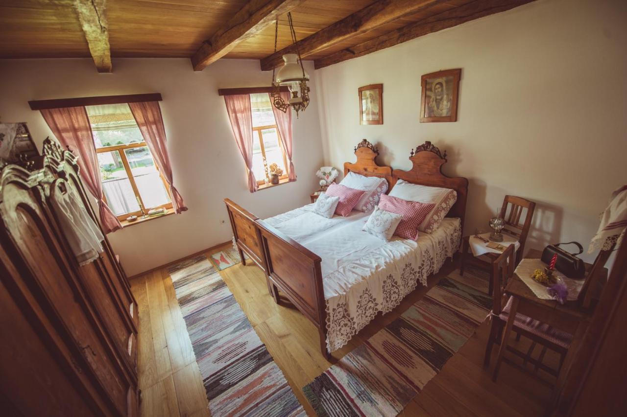 Country House Tunjina Kuca Stara Kapela Pension Pavlovci Buitenkant foto