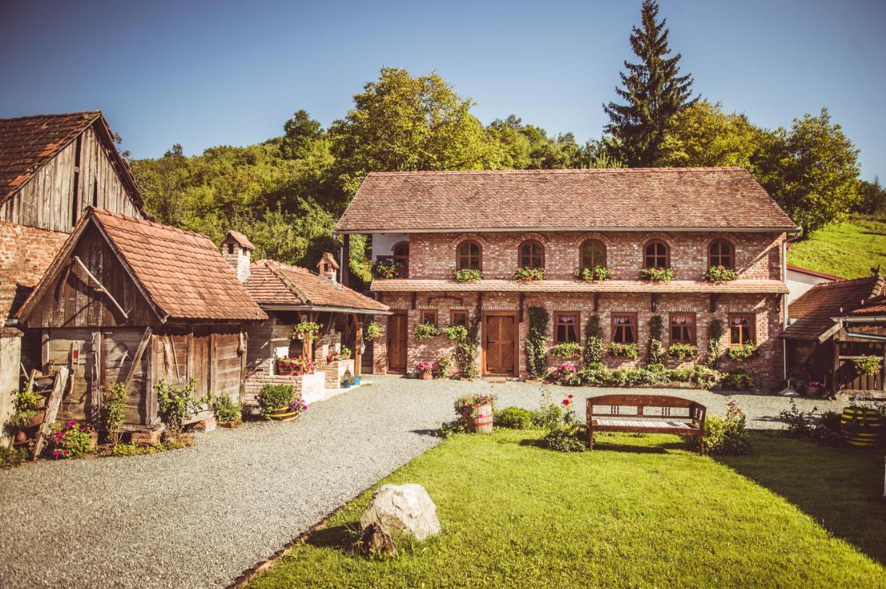 Country House Tunjina Kuca Stara Kapela Pension Pavlovci Buitenkant foto