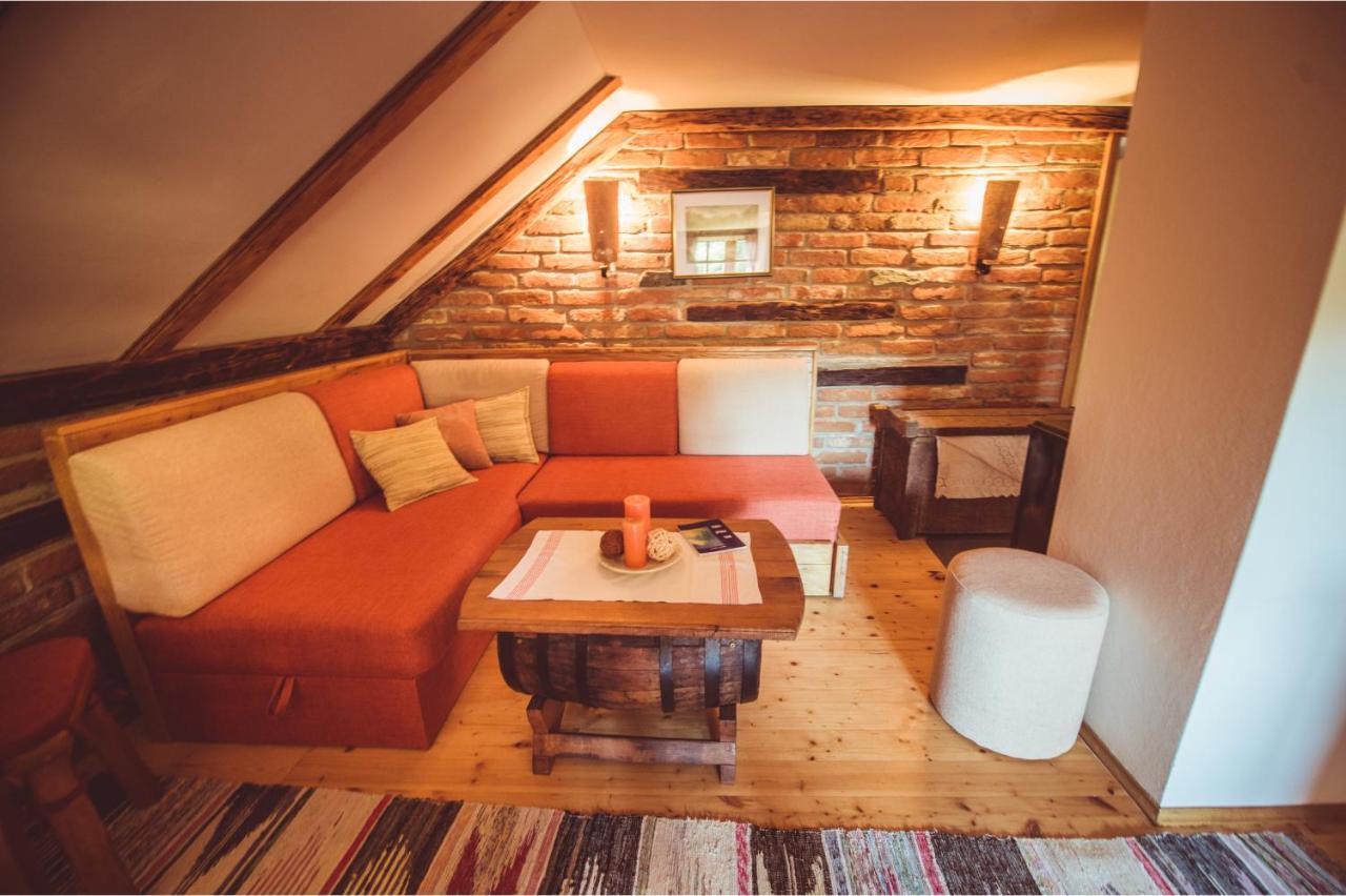 Country House Tunjina Kuca Stara Kapela Pension Pavlovci Buitenkant foto